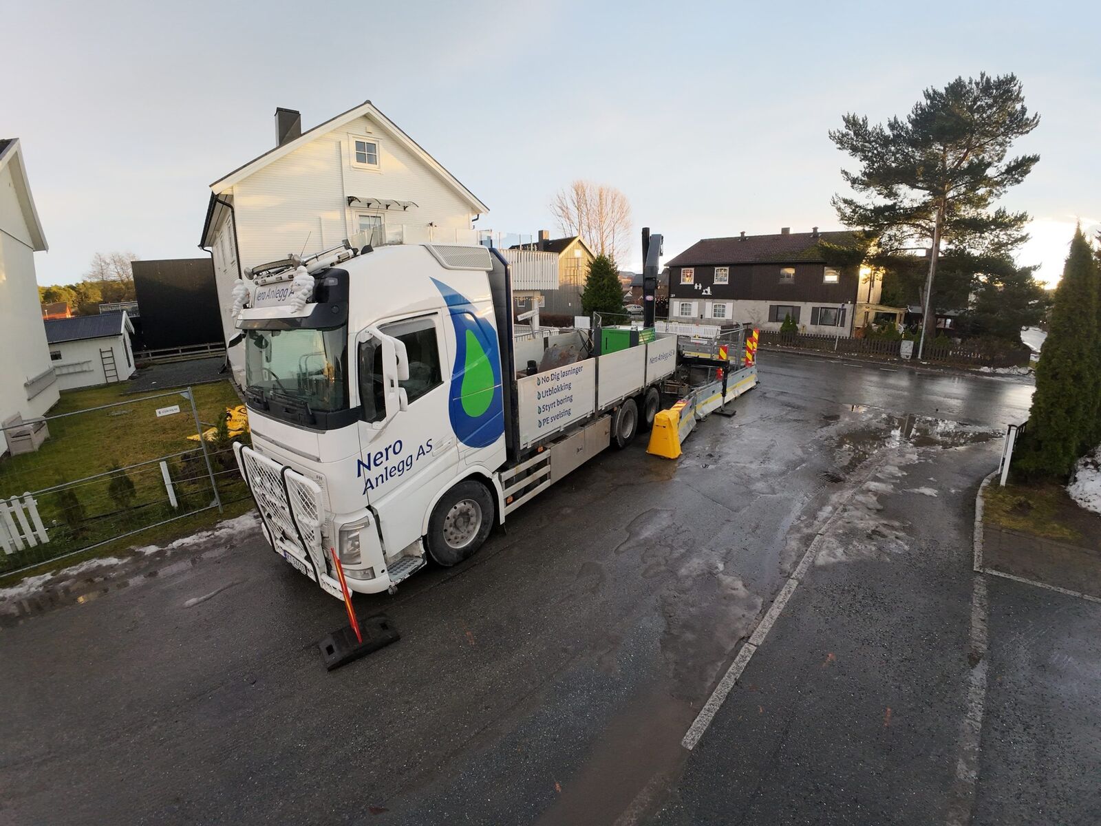 Neros servicebil i Halsenvegen